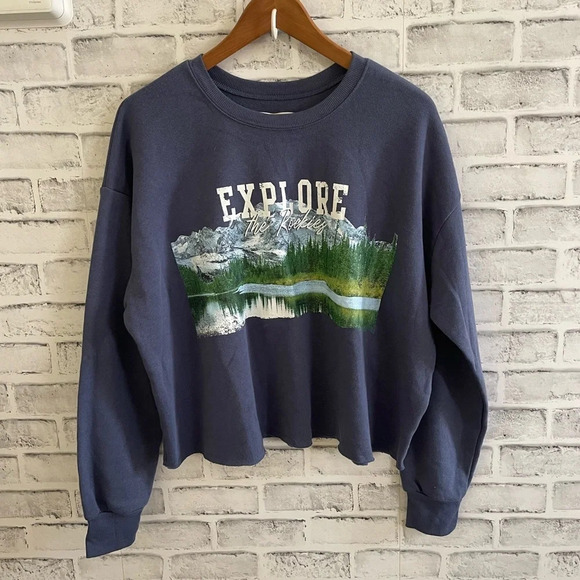 Women’s Grayson Threads Explore the Rockies cropped sweatshirt Medium - Picture 1 of 4